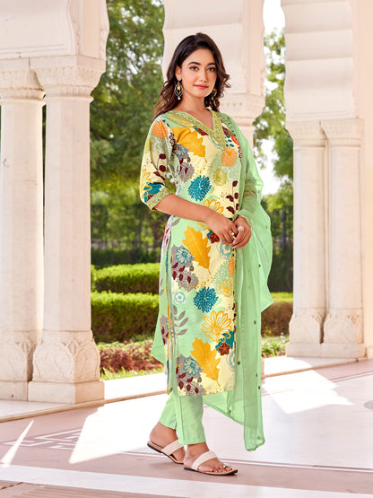 Women Floral Print  Kurta with Pants And Dupatta