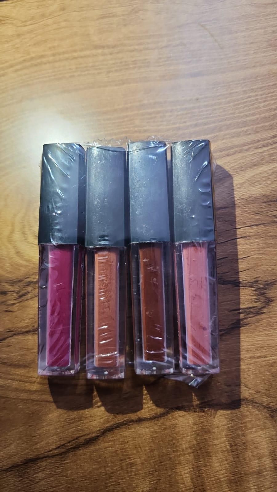 Different Shades Liquid Lipstick Set of 4 (16ml)