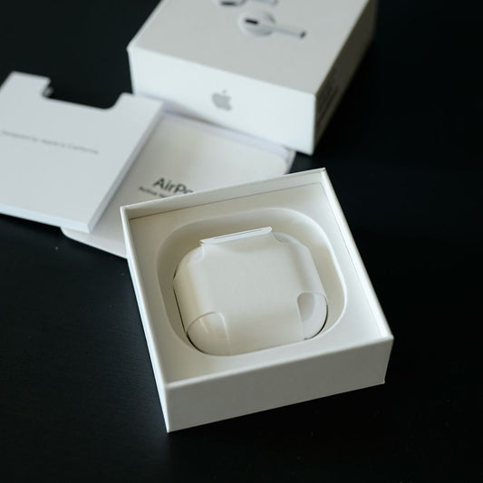 AIRPODS 4