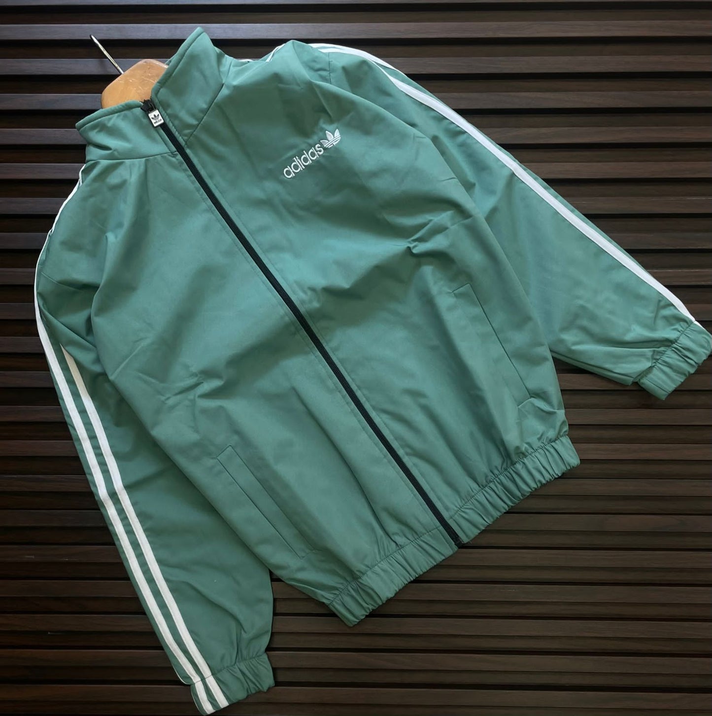 ADIDAS WINDCHEATER